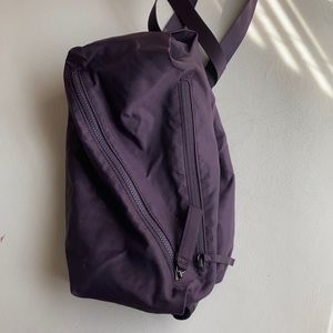 Lululemon crossbody purple bag